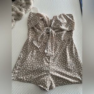 Tan and white tie front romper